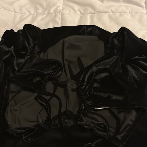 Avec Les Filles Stretch Velvet Bodycon Dress - Picture 3 of 5